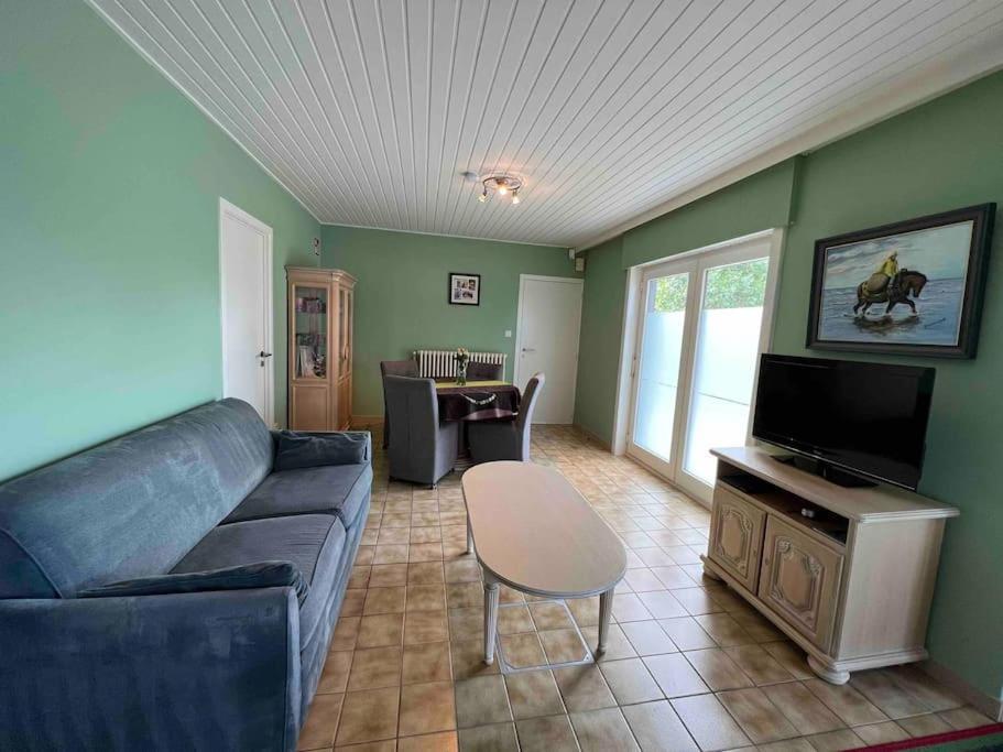 Gaupin (adults Only) Homestay Oostduinkerke